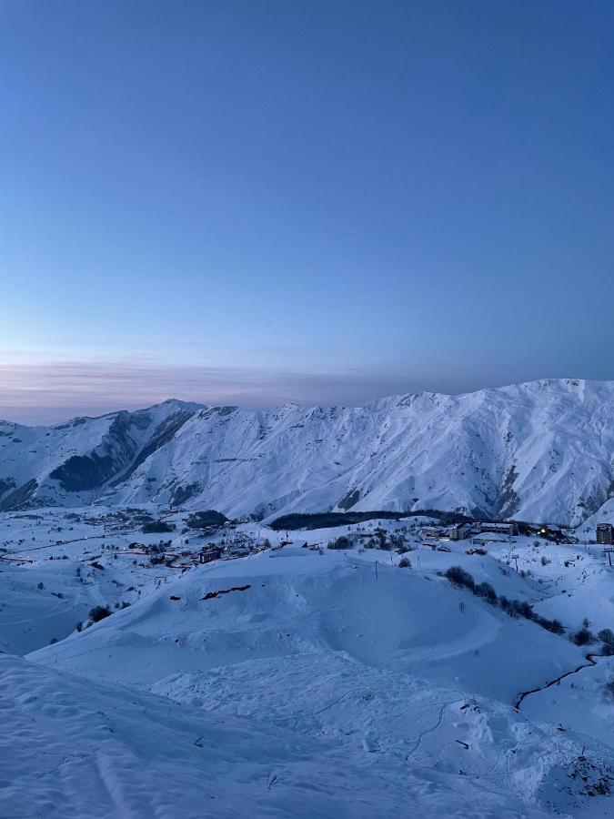 Valley And Mountain View, Twins, With Hot Water Gudauri Exterior foto